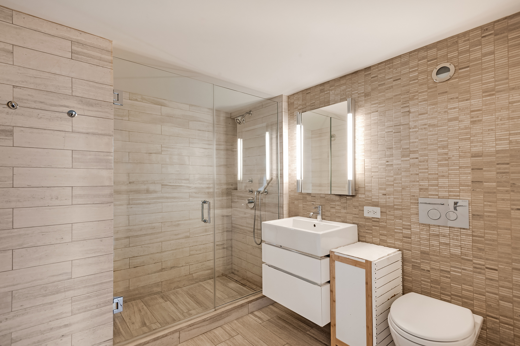 421 Hudson Street, Unit 617 Manhattan, NY 10014 - Photo 8 of 15