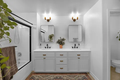 $875,000 | 271 Sparkleberry Avenue, Orange, CA 92865