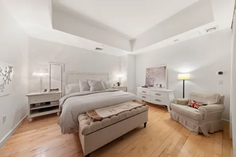 $1,200,000 | 15 Broad Street, Unit 2104 | Financial District
