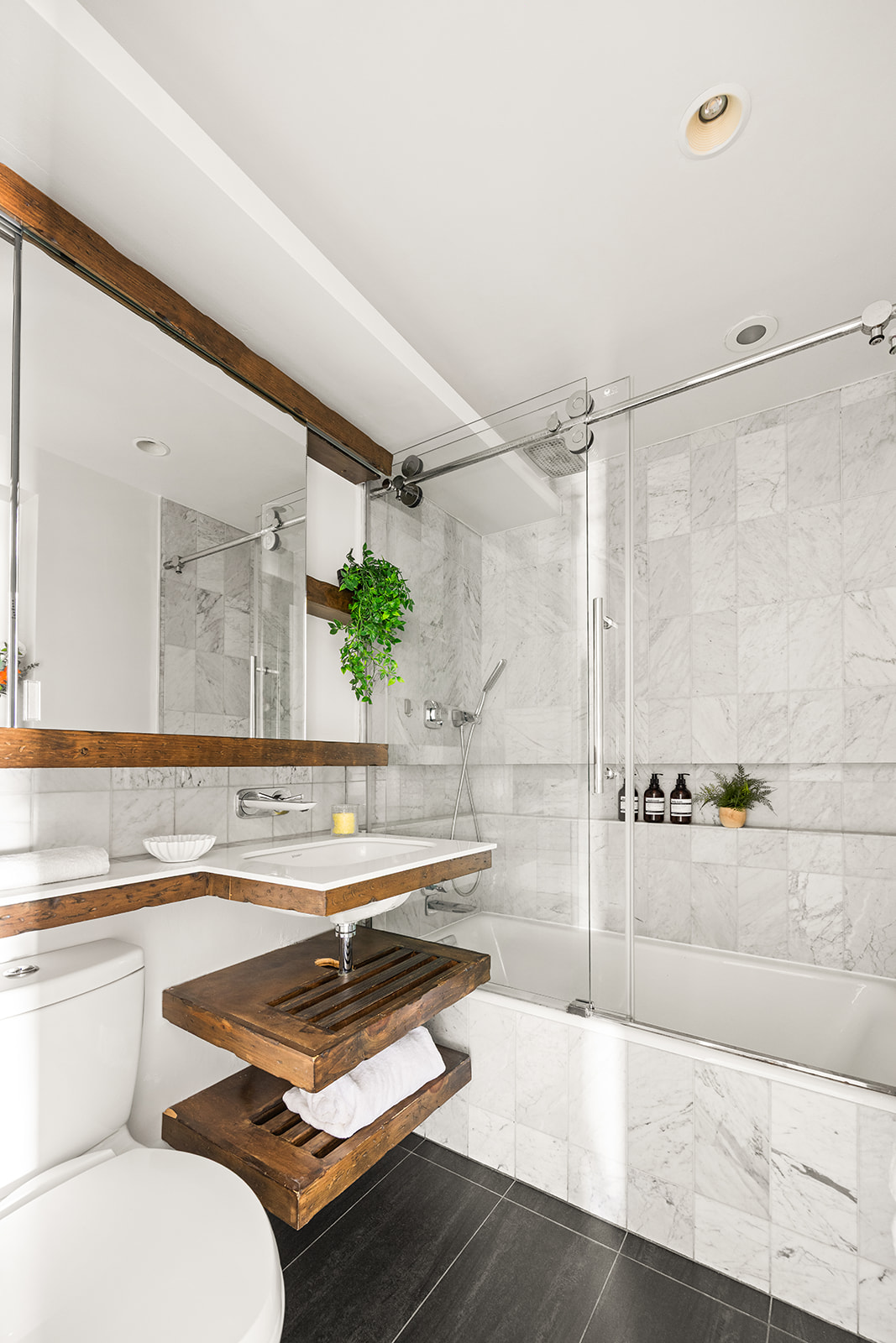 160 Bleecker Street, Unit 8GW Manhattan, NY 10012 - Photo 8 of 9