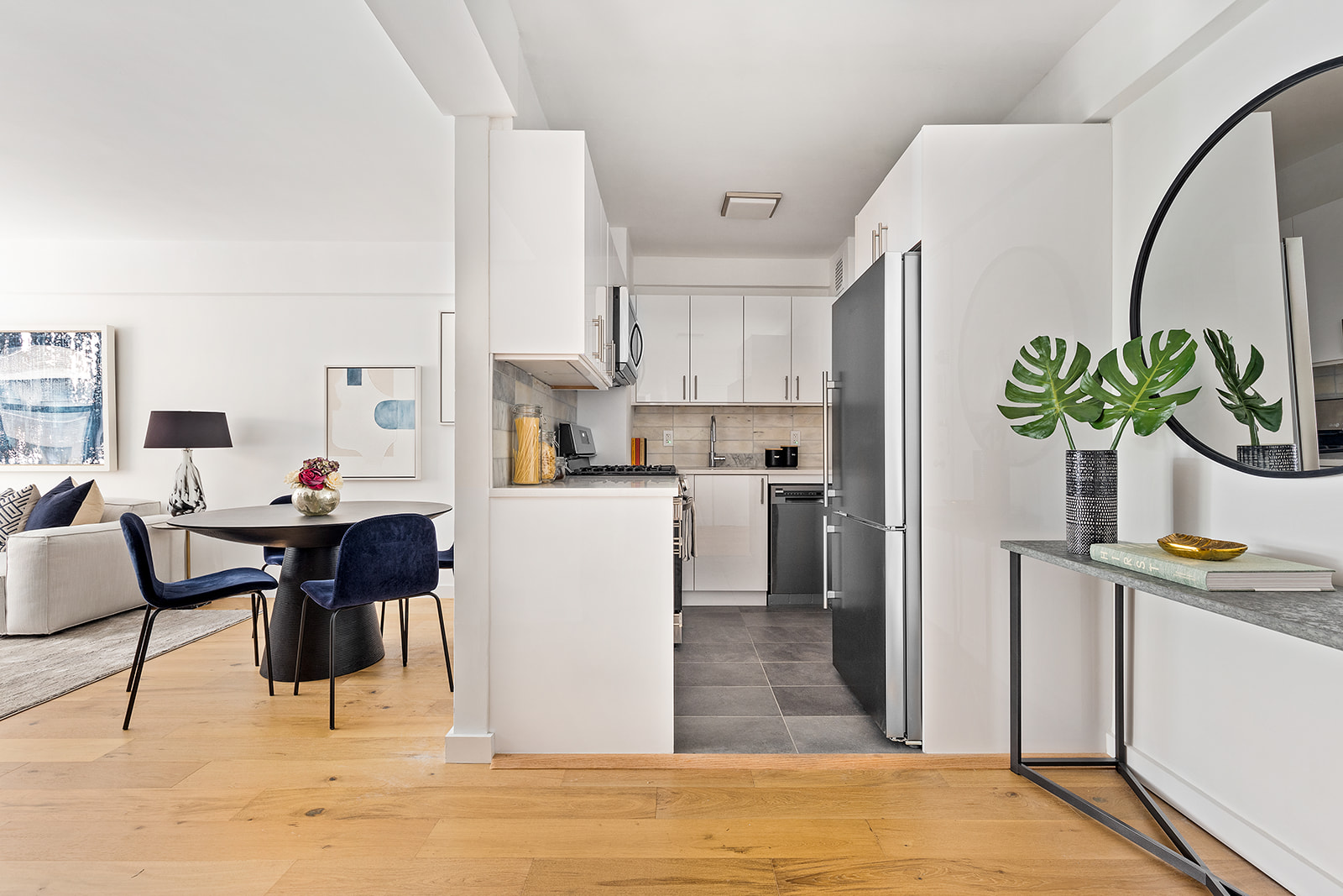 150 East 56th Street, Unit 4D Manhattan, NY 10022 - Photo 4 of 8