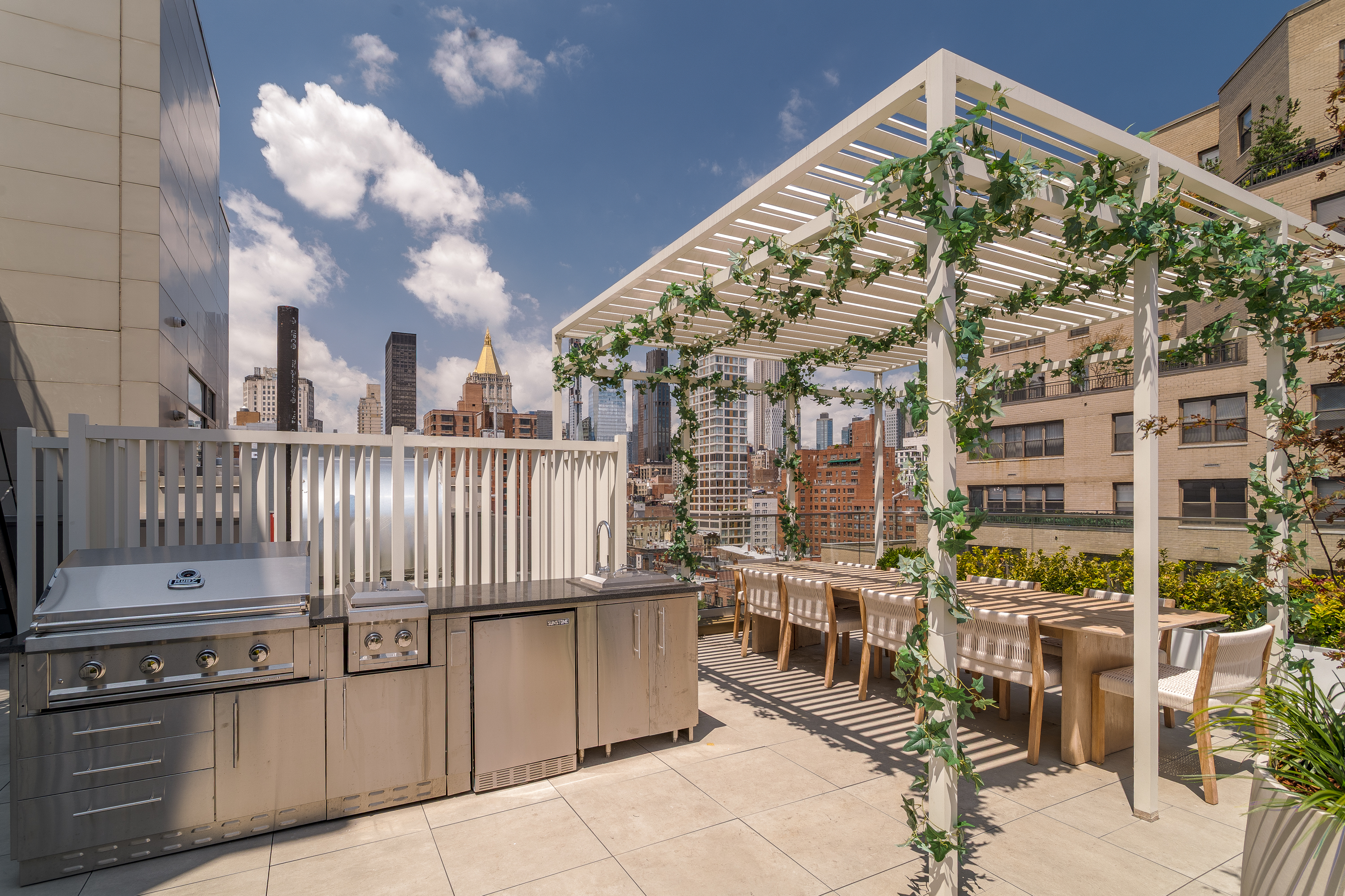 250 East 25th Street, Unit 4C Manhattan, NY 10010 - Photo 9 of 16