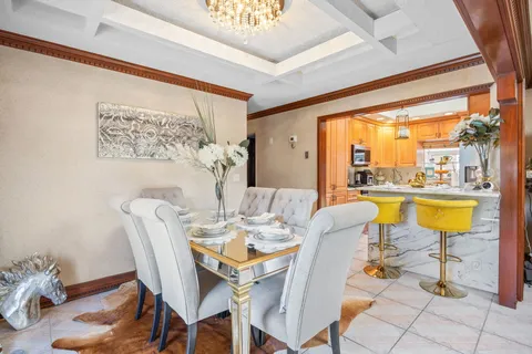 $1,245,000 | 141-18 14th Avenue | Whitestone