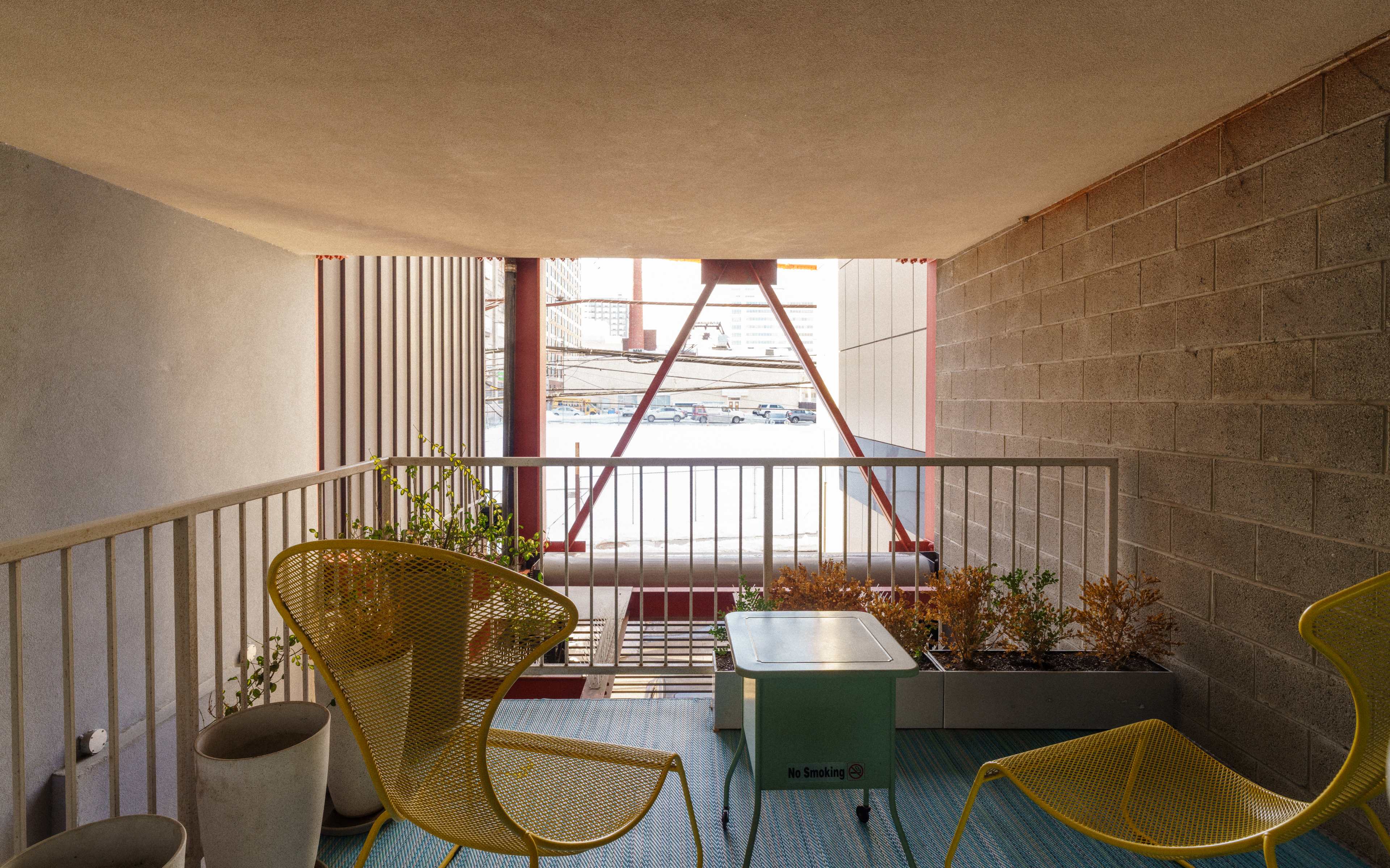 449 North 13th Street Philadelphia, PA 19123 - Photo 52 of 62 a living room with furniture and a potted plant