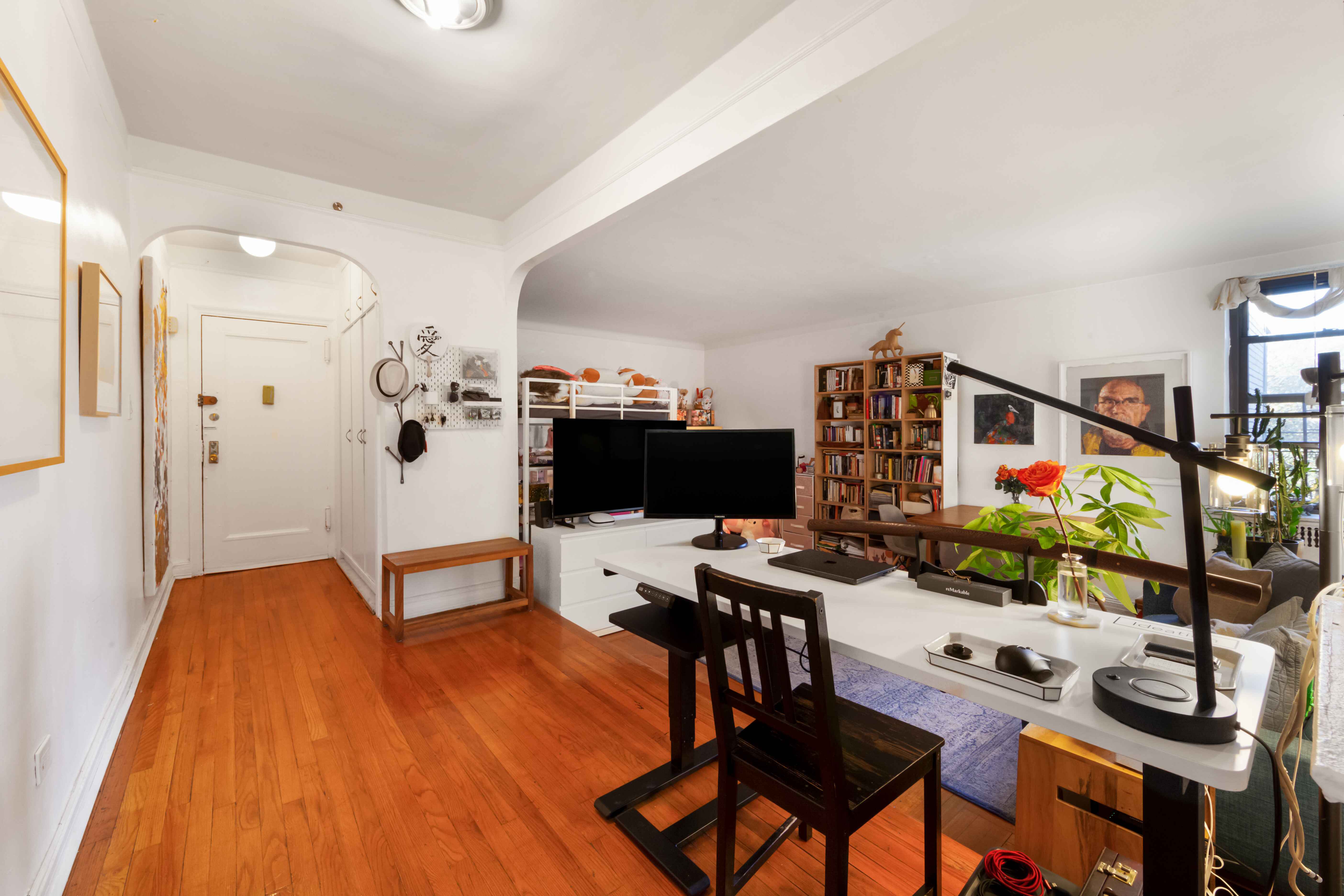 260 Ocean Parkway, Unit 5G Brooklyn, NY 11218 - Photo 2 of 10 a workspace with furniture and rug