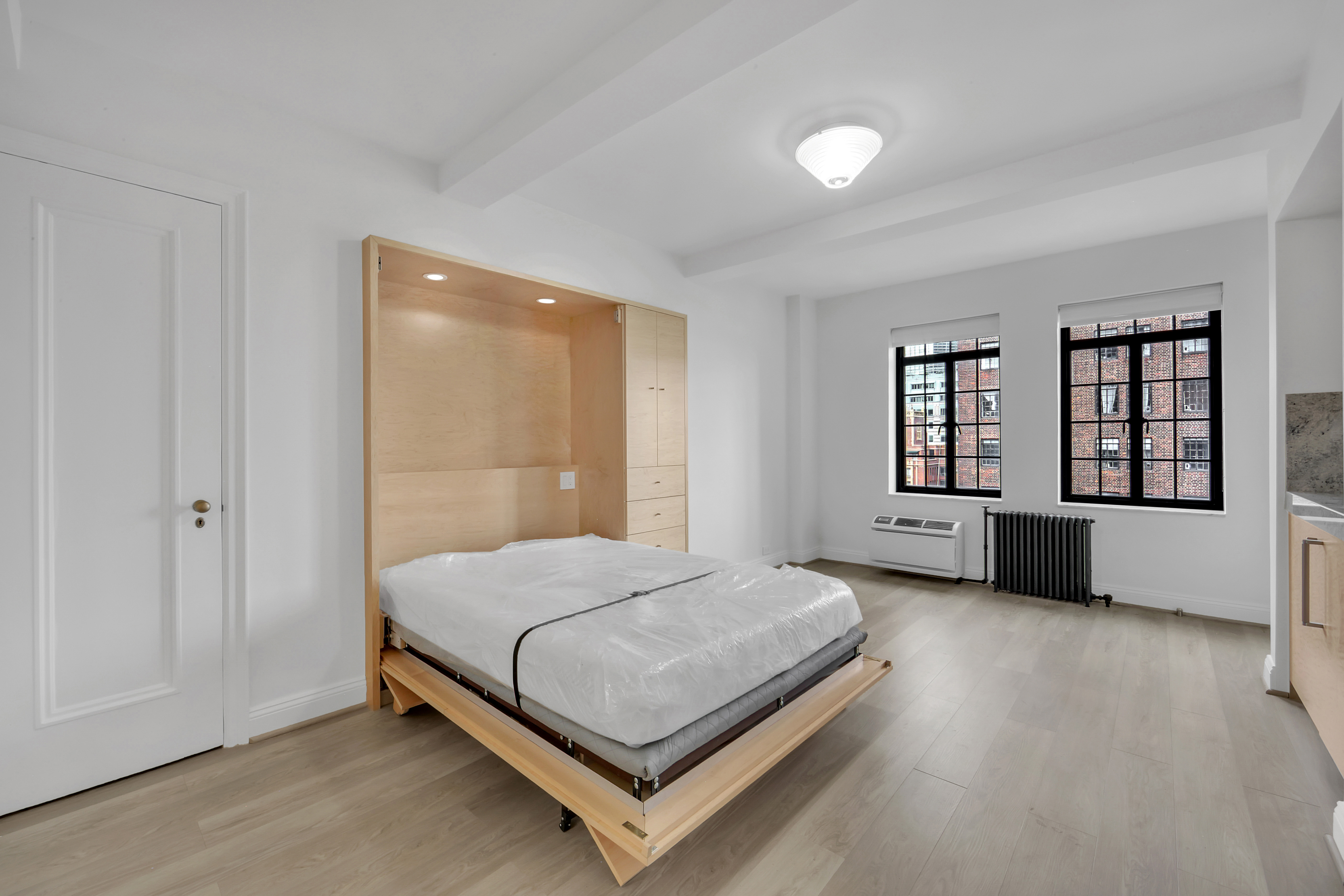 25 Tudor City Place, Unit 1103 Manhattan, NY 10017 - Photo 7 of 24