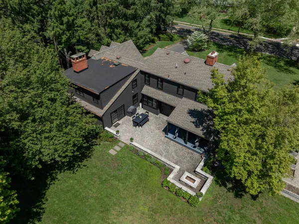 $1,200,000 | 730 North Stanwick Road, Moorestown, NJ 08057