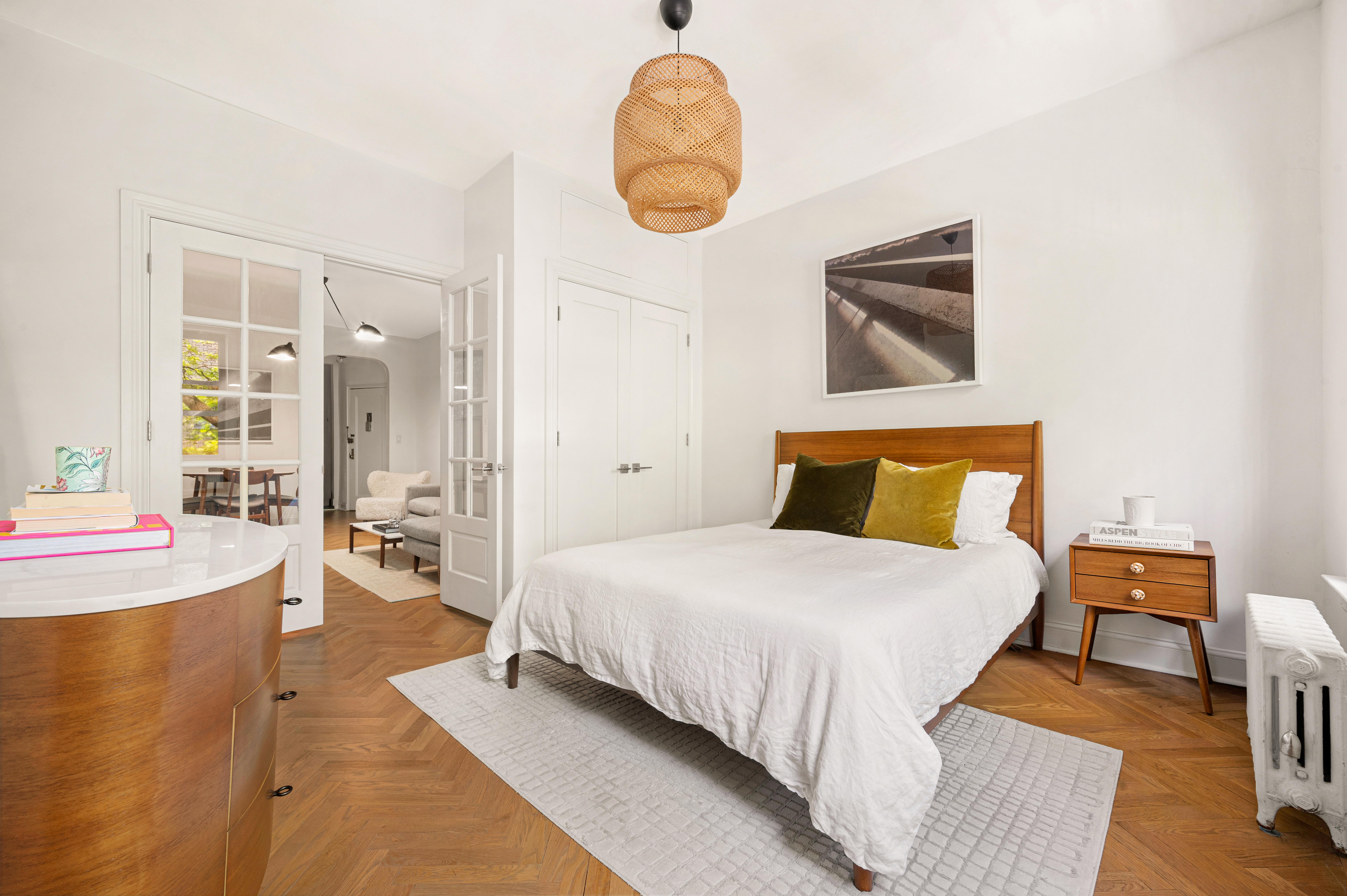 234 West 16th Street, Unit 3D Manhattan, NY 10011 - Photo 2 of 7