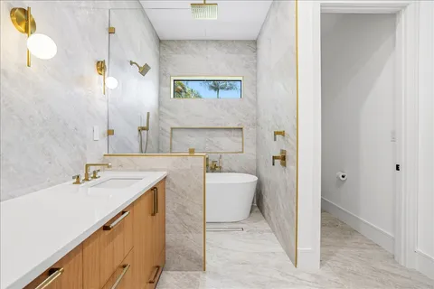 $2,999,000 | 2200 11th Street North, Naples, FL 34103