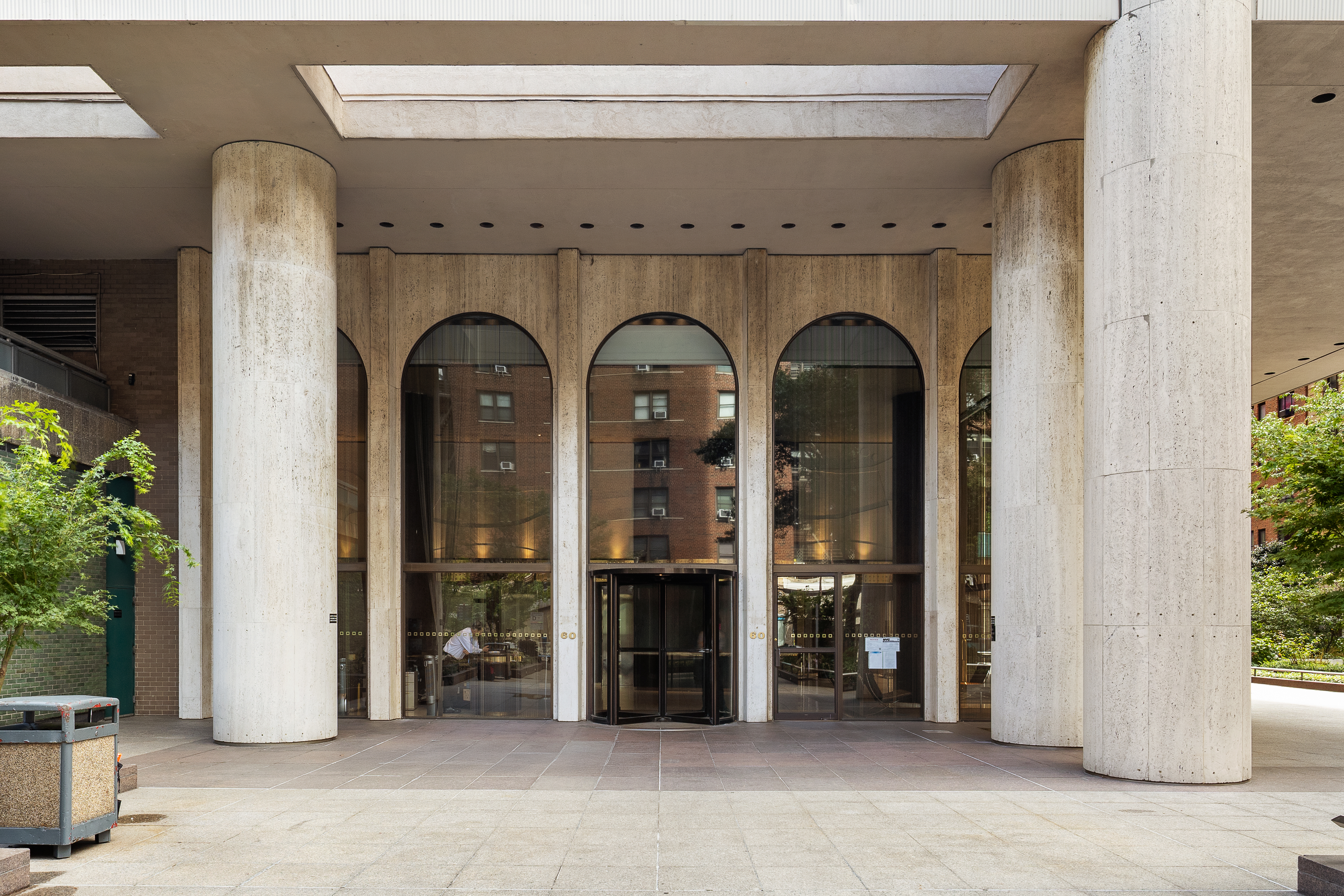 60 East 8th Street, Unit 20P Manhattan, NY 10003 - Photo 9 of 11