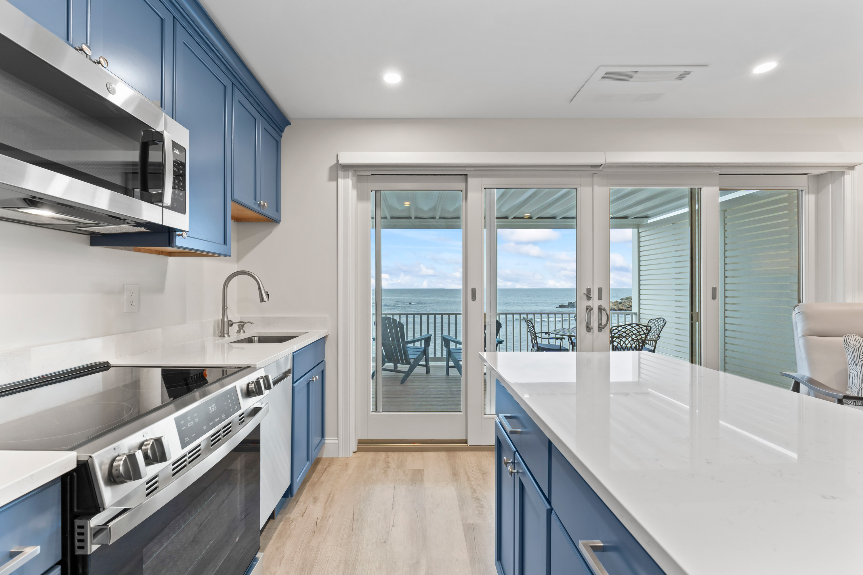 117 Perkins Cove Road Ogunquit, ME 03907 - Photo 12 of 57