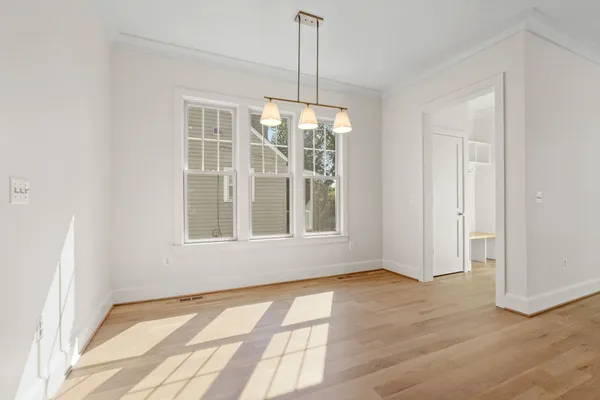 $2,195,000 | 22 West Spring Street, Alexandria, VA 22301