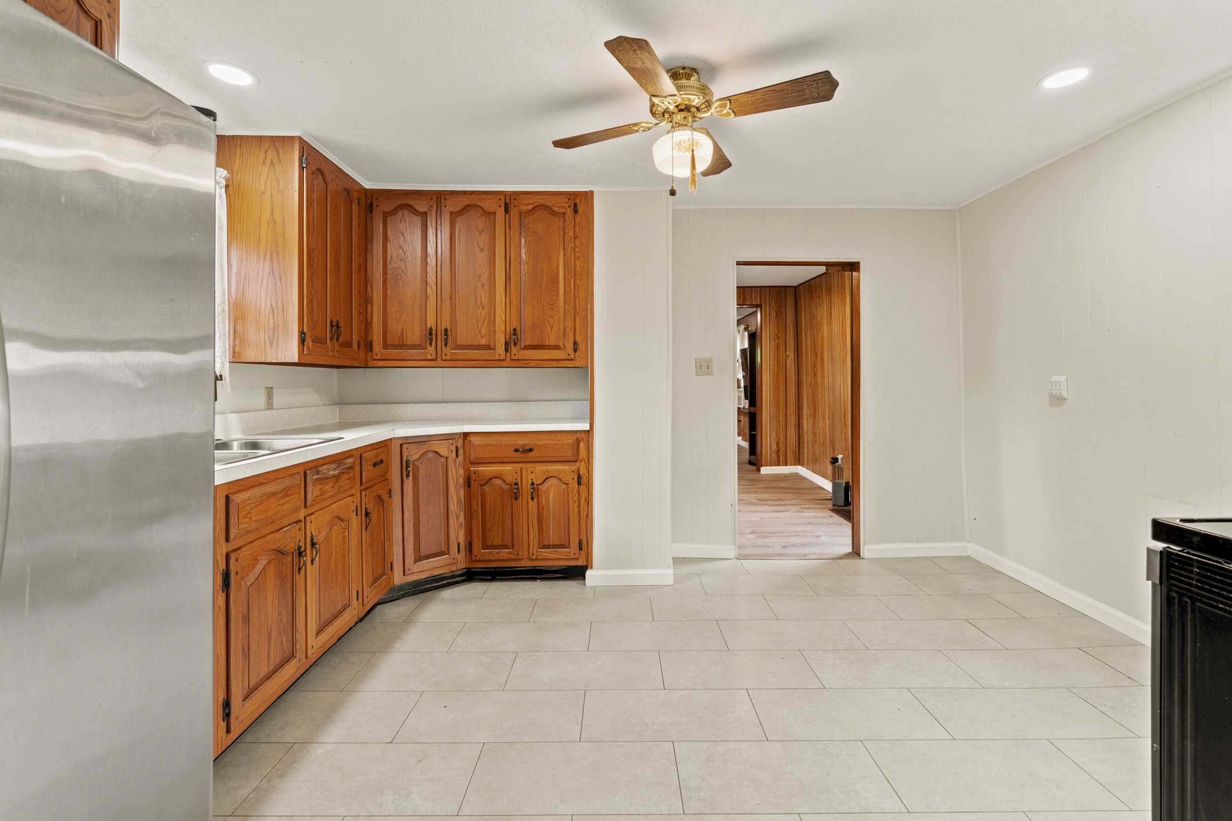 1132 Security Road Hagerstown, MD 21742 - Photo 8 of 33