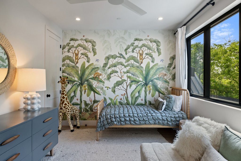 401 Honeycomb Ridge Austin, TX 78746 - Photo 18 of 34