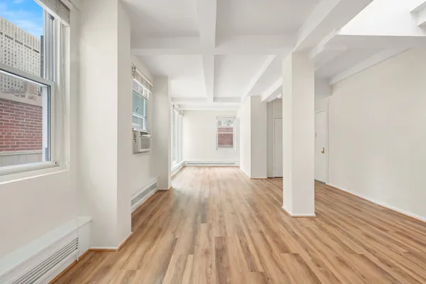 $9,950 | 77 Park Avenue, Unit 16G | Murray Hill