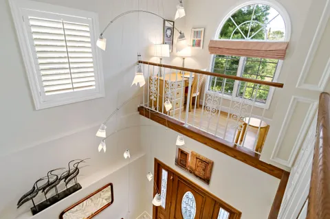 $3,000,000 | 616 Lakeview Way, Redwood City, CA 94062