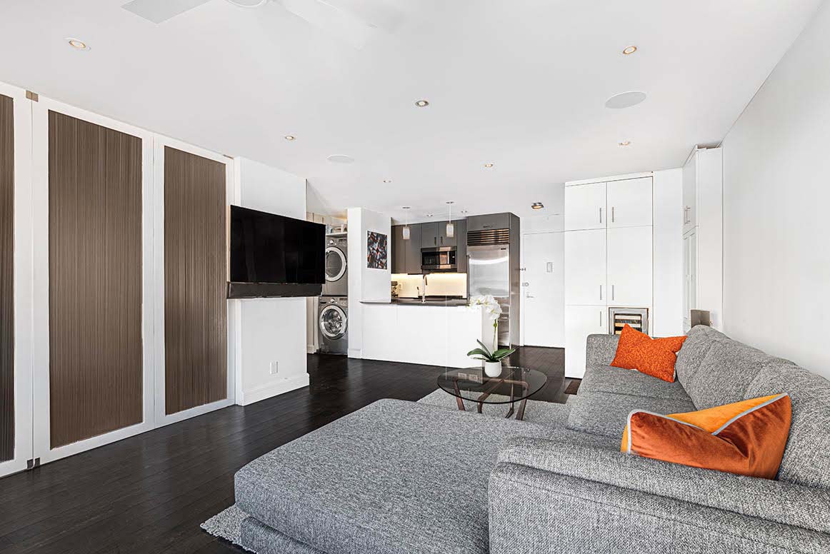 445 West 54th Street, Unit 5B Manhattan, NY 10019 - Photo 3 of 11