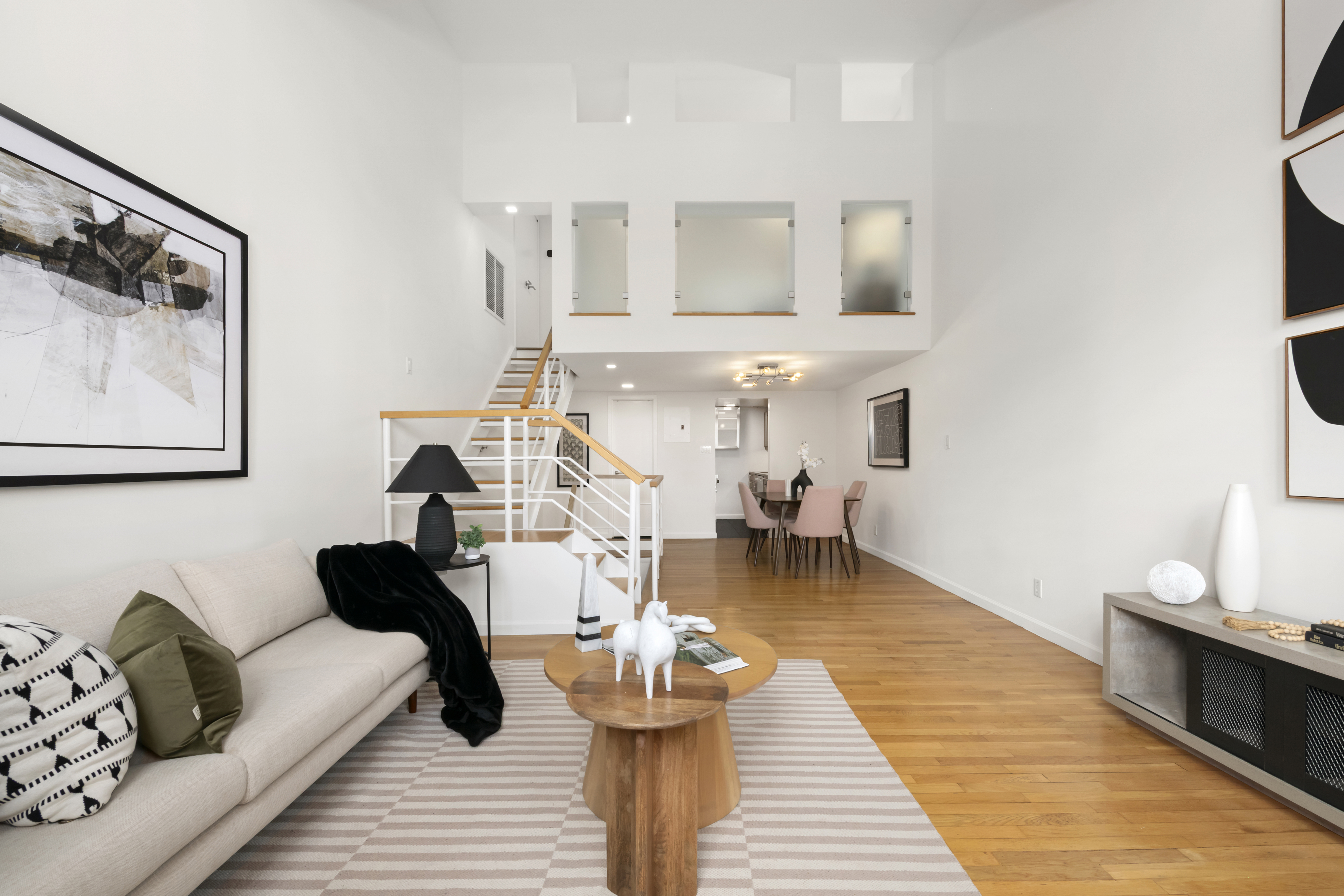305 2nd Avenue, Unit 709 Manhattan, NY 10003 - Photo 2 of 8
