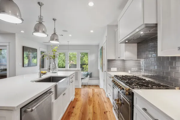 $1,495,000 | 606 East 42nd Street, Austin, TX 78751