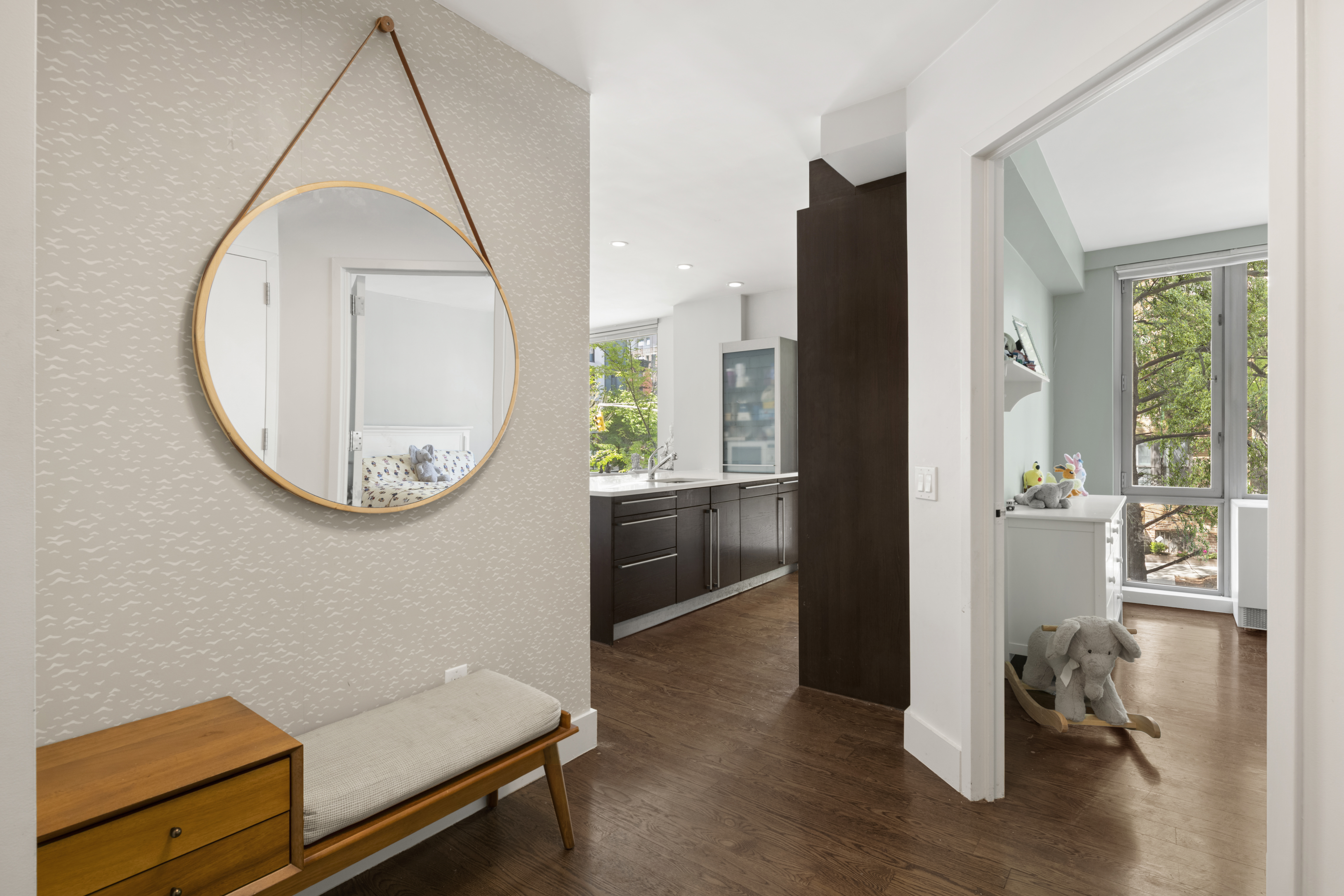 464 West 44th Street, Unit 2F Manhattan, NY 10036 - Photo 4 of 9 Gallery Image 4