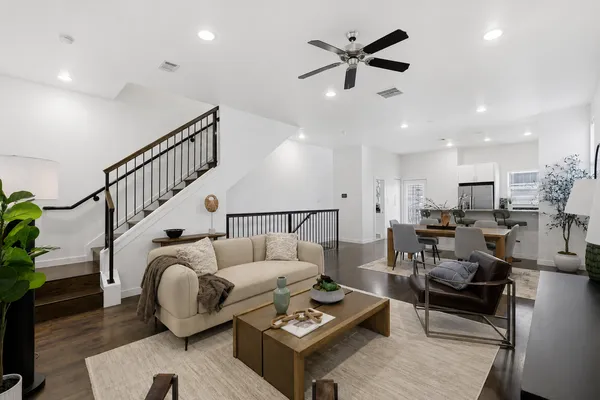 $469,000 | 3200 Ross Avenue, Unit 28, Dallas, TX 75204