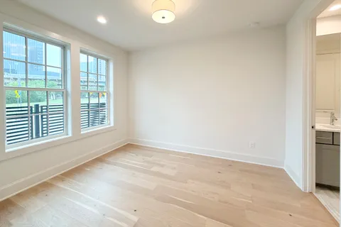 $789,900 | 2401 Canton Street, Unit 1005, Dallas, TX 75201