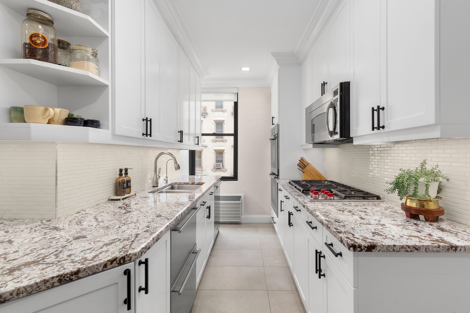 905 West End Avenue, Unit 81 Manhattan, NY 10025 - Photo 4 of 15