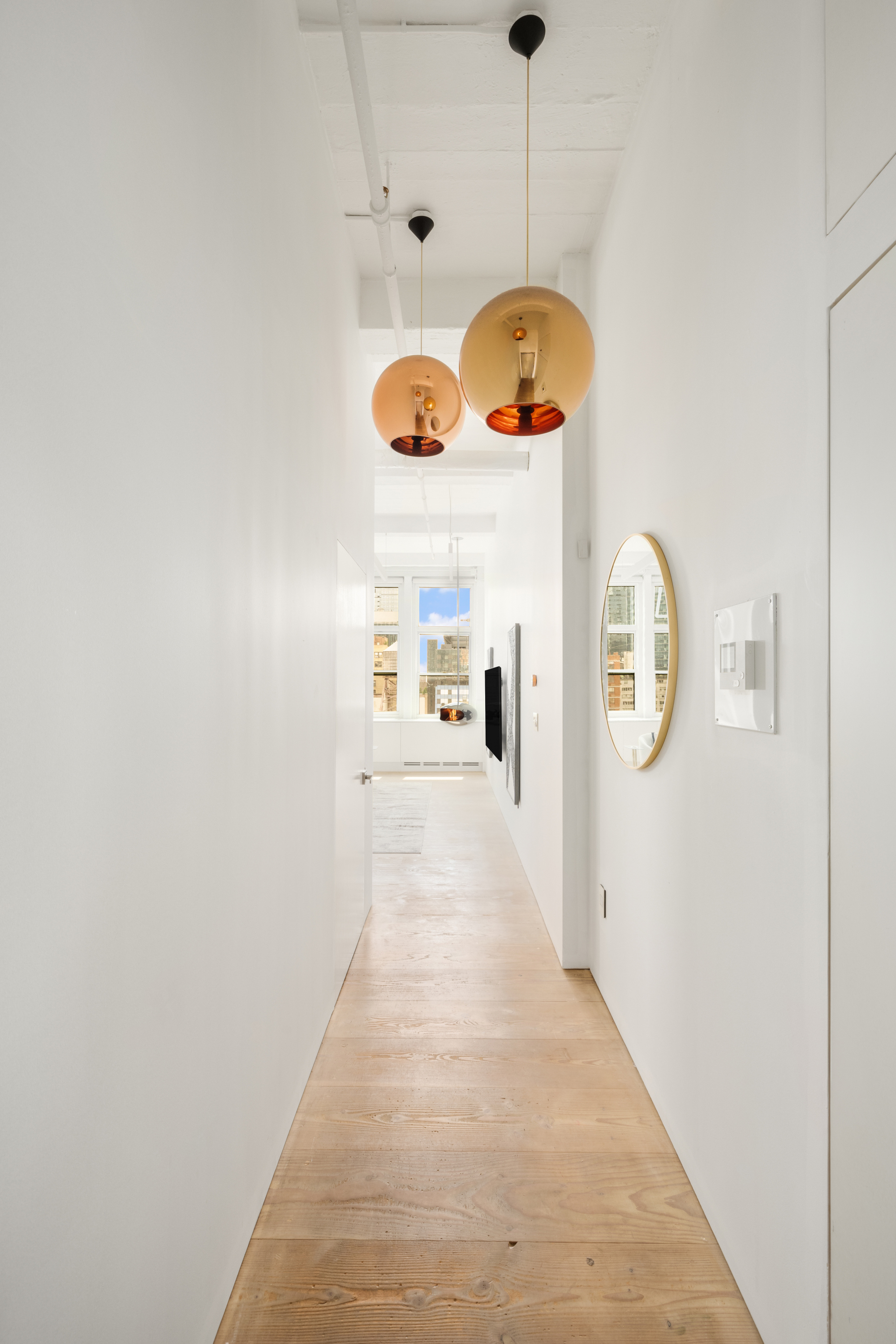 448 West 37th Street, Unit 12E Manhattan, NY 10018 - Photo 10 of 11 Gallery Image 10