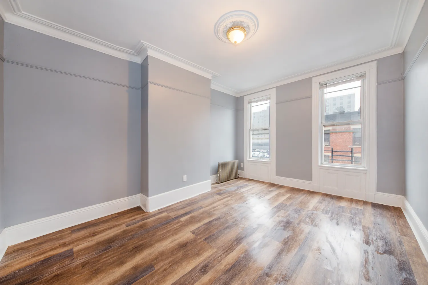 $2,469 | 11-23 47th Road, Unit 3R | Long Island City