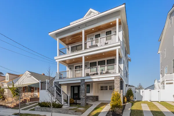 $2,199,999 | 111 North Brunswick Avenue, Margate City, NJ 08402