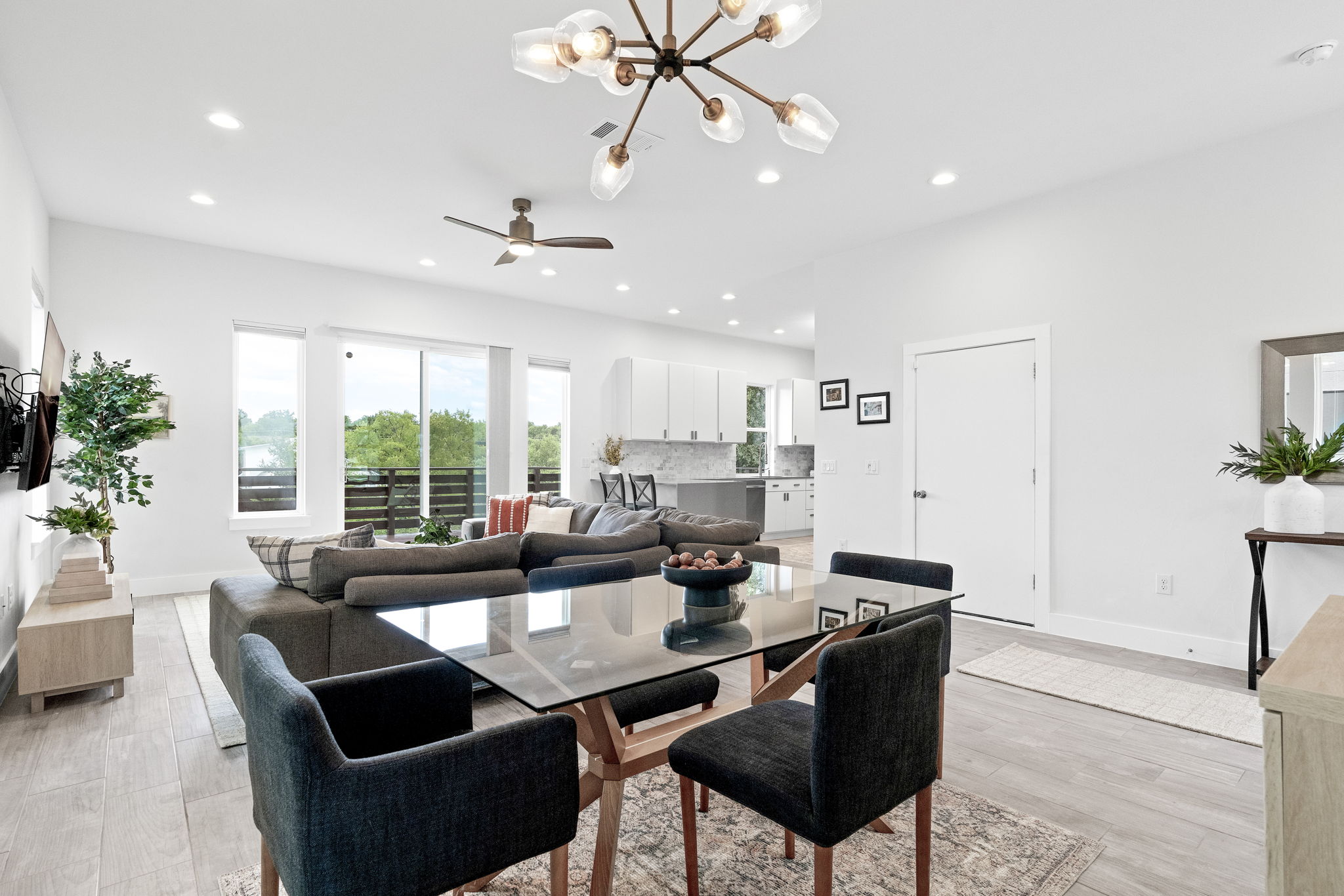5205 Rob-Scott Street Austin, TX 78721 - Photo 4 of 41