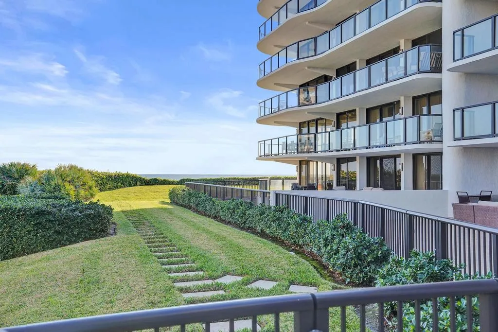 $1,199,000 | 3440 South Ocean Boulevard, Unit 105N, Palm Beach, FL 33480