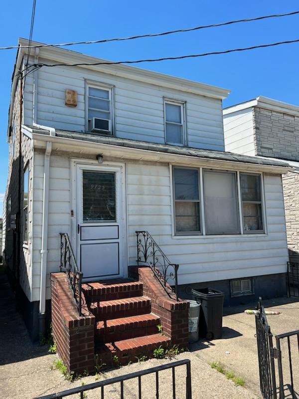 9725 Avenue L Brooklyn, NY 11236 - Photo 2 of 2