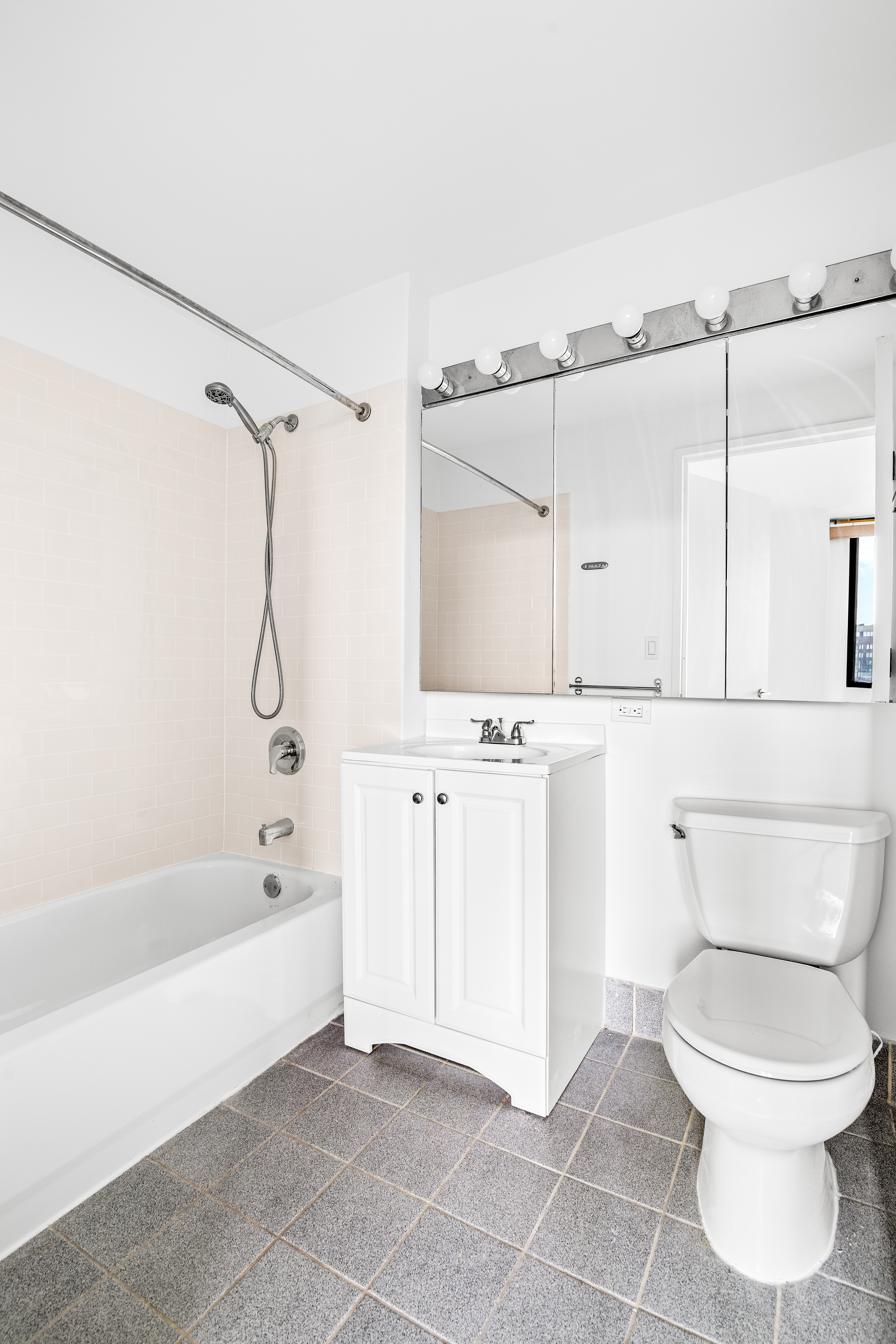 199 Bowery, Unit 11A Manhattan, NY 10002 - Photo 4 of 9