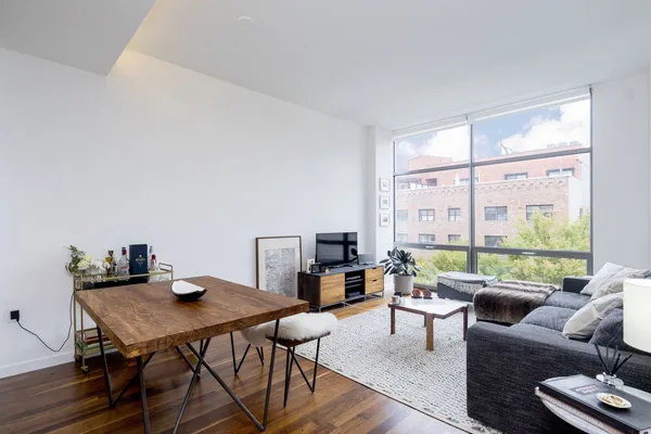 $6,200 | 280 Metropolitan Avenue, Unit 4E | Williamsburg
