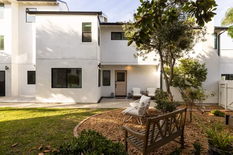 $4,498,000 | 207 21st Street, Huntington Beach, CA 92648