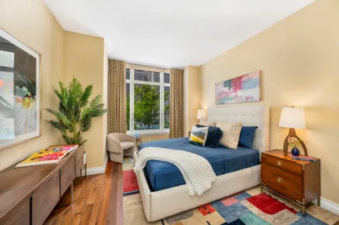 $7,250,000 | 2150 Broadway, Unit 4A | Upper West Side