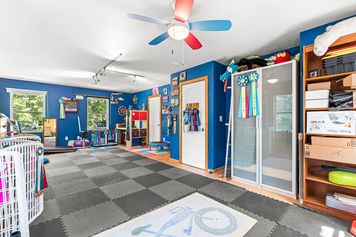 53 Sheridan Road Wellesley Hills, MA 02481 - Photo 36 of 75 Gallery Image 36