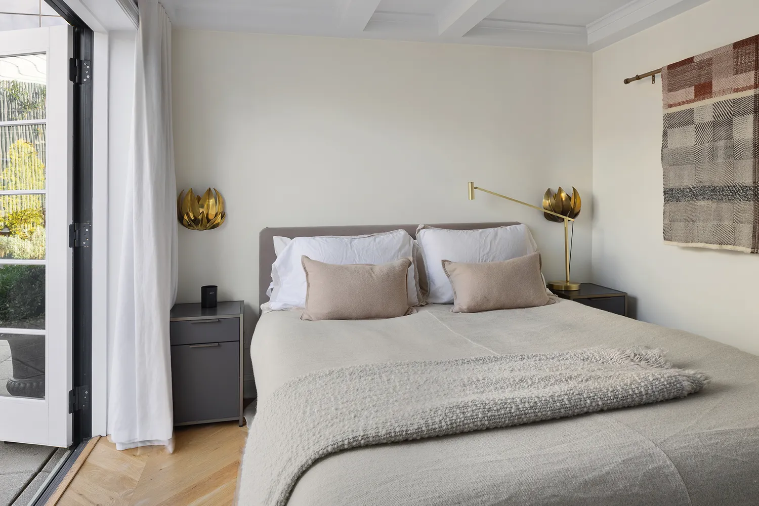 $2,295,000 | 21 East 22nd Street, Unit PH12F | Flatiron