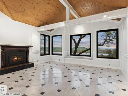 $2,500,000 | 160 Crest Road, Novato, CA 94945