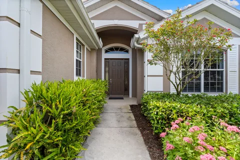 $995,000 | 1717 Winding Oaks Way, Naples, FL 34109