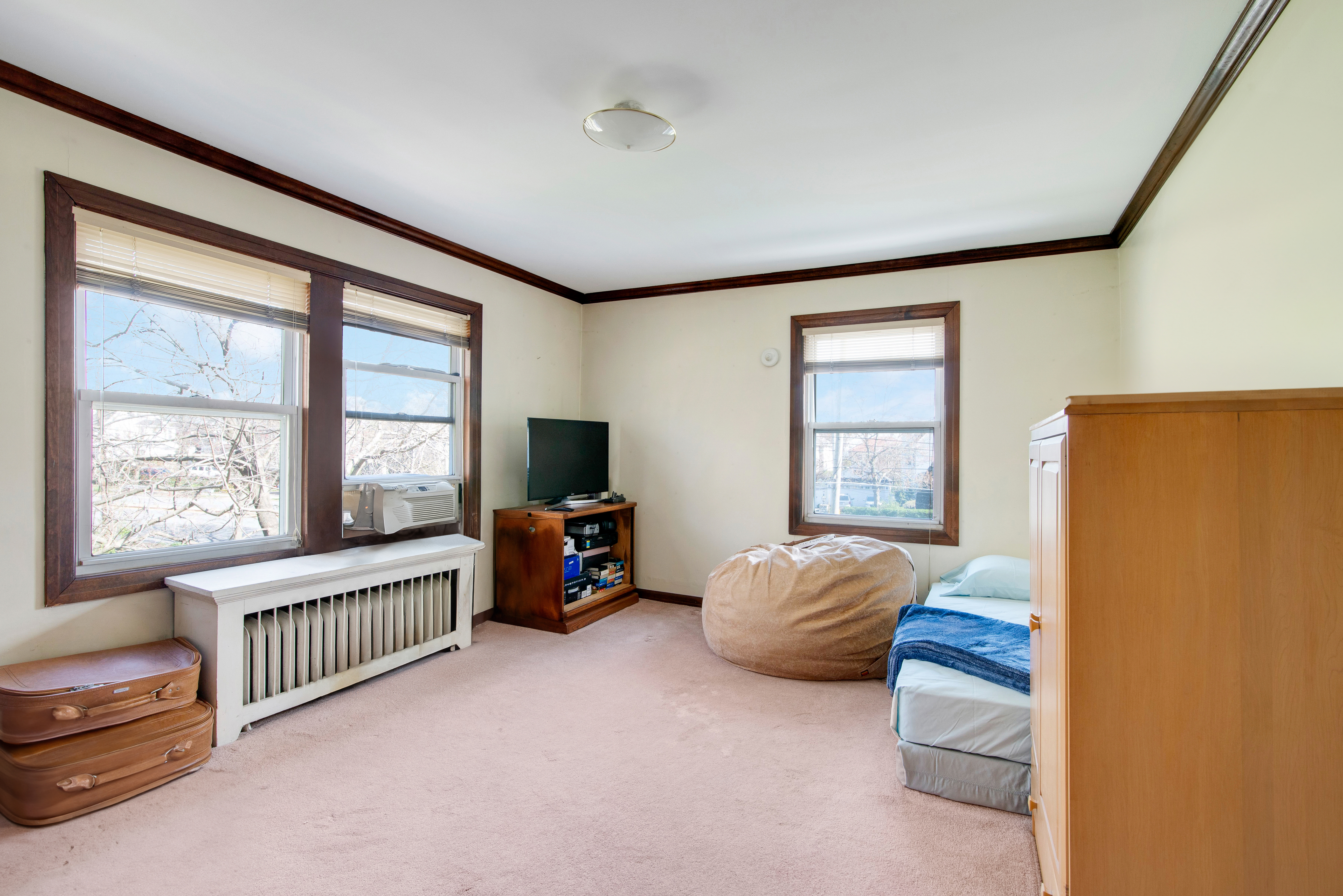 4499 Hylan Boulevard Staten Island, NY 10312 - Photo 13 of 26