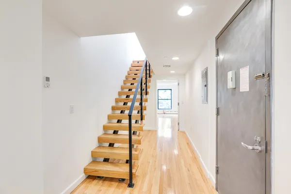 $8,500 | 230 West 75th Street, Unit 4 | Upper West Side