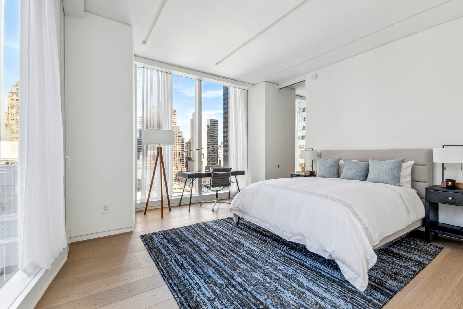 100 East 53rd Street, Unit 19A Manhattan, NY 10022 - Photo 11 of 23 Gallery Image 11