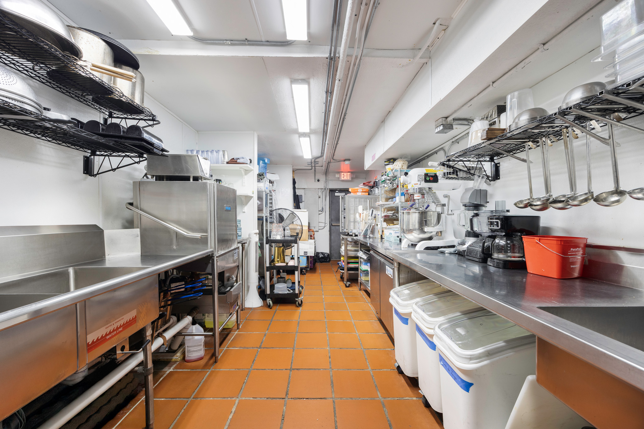 2345 Southwest 37th Avenue Miami, FL 33145 - Photo 33 of 38