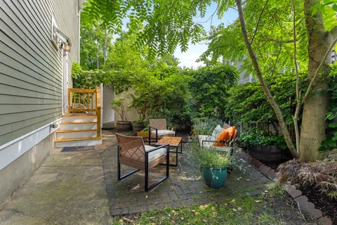 $1,150,000 | 36 Oak Street, Unit 1, Somerville, MA 02143