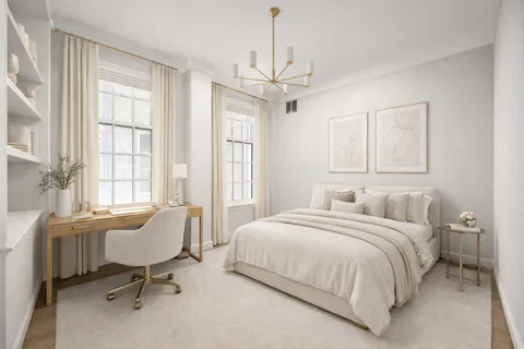 $985,000 | 162 East 80th Street, Unit 1B | Upper East Side