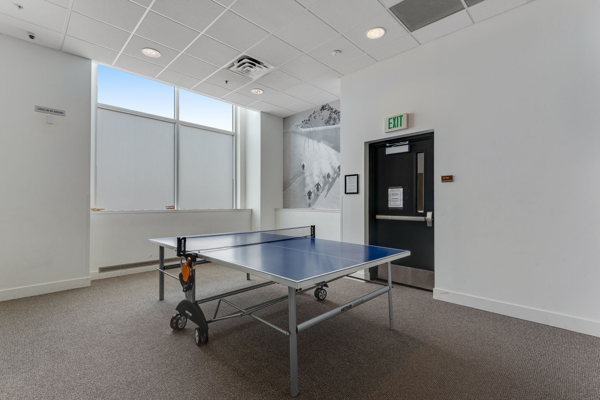 3401 Arapahoe Avenue, Unit Undisclosed Boulder, CO 80303 - Photo 24 of 28 a room with table and chair