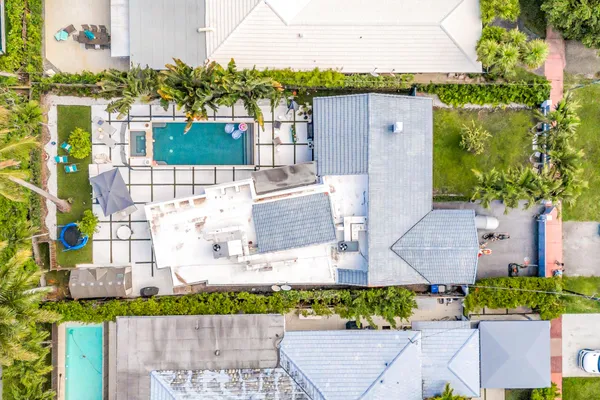 $18,000 | 4975 Delaware Avenue, Miami Beach, FL 33140