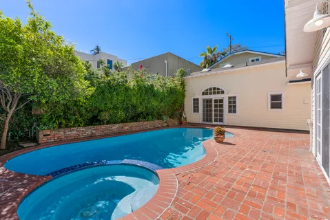 $2,300,000 | 921 Court Way, San Diego, CA 92103